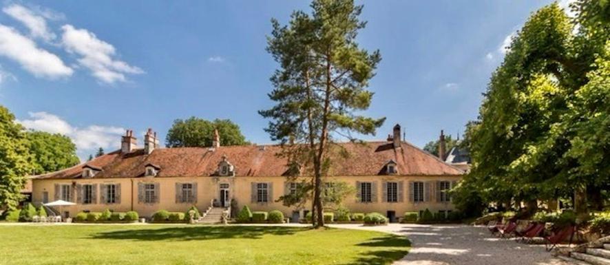 Chateau De Mauvilly 外观 照片